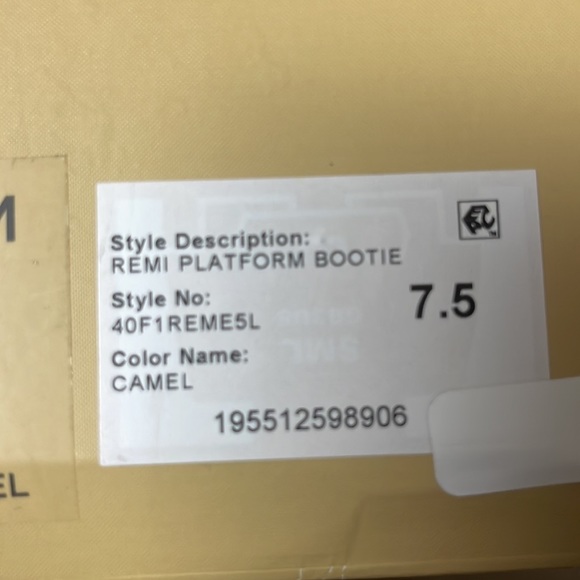 Remi Platform Bootie Leather - Picture 4 of 7